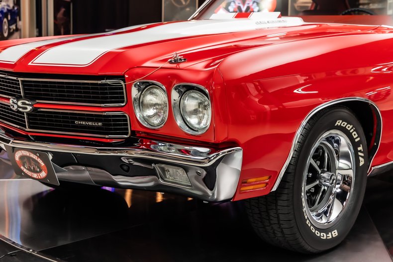 Unknown-Chevelle-1970-Red-Red-42