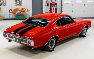 Unknown-Chevelle-1970-Red-w-Black-Black-1