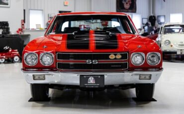 Unknown-Chevelle-1970-Red-w-Black-Black-2