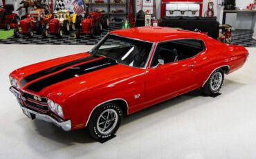 Unknown-Chevelle-1970-Red-w-Black-Black