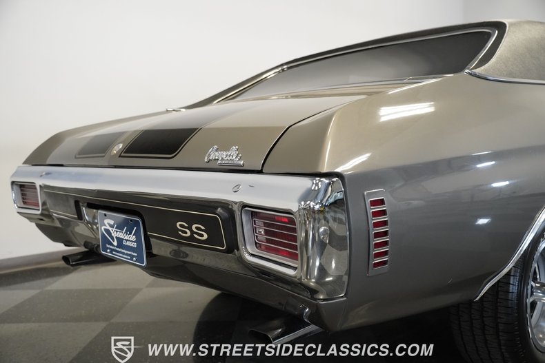 Unknown-Chevelle-1970-Shadow-Gray-Black-23
