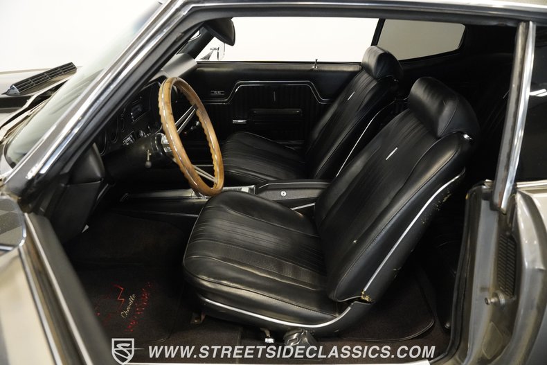Unknown-Chevelle-1970-Shadow-Gray-Black-48