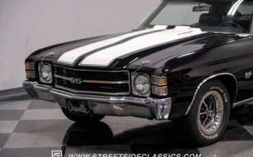 Unknown-Chevelle-1971-Black-Black-12