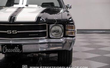 Unknown-Chevelle-1971-Black-Black-14