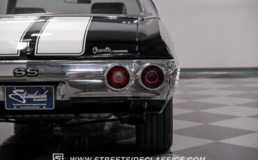 Unknown-Chevelle-1971-Black-Black-21