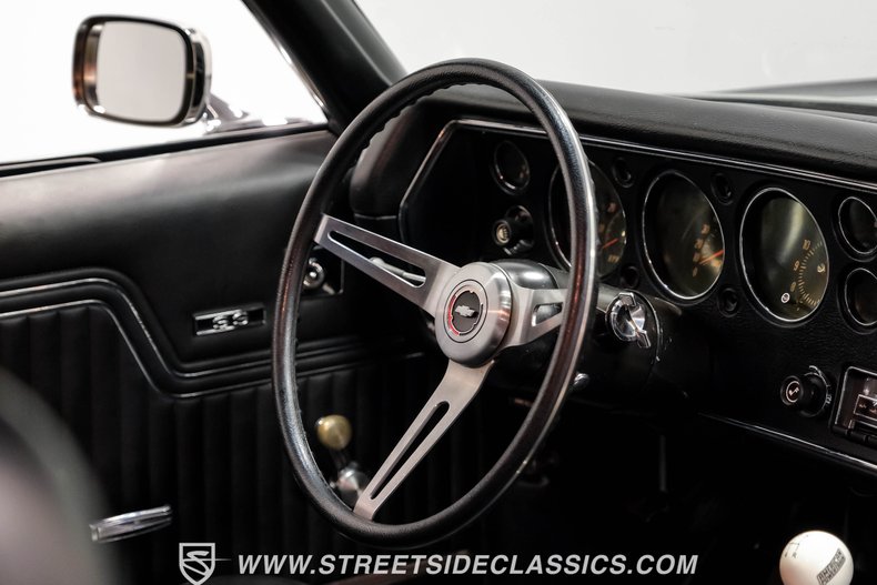 Unknown-Chevelle-1971-Black-Black-23