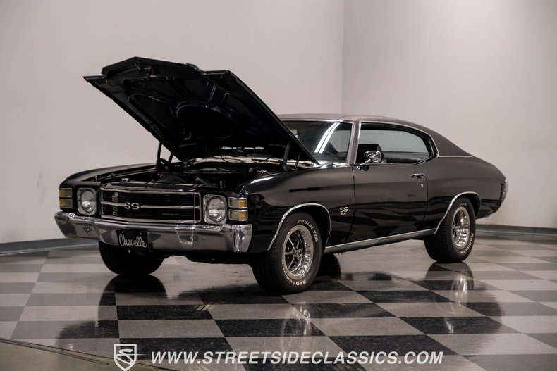 Unknown-Chevelle-1971-Black-Black-27