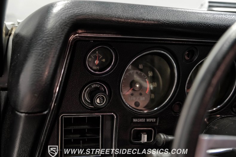 Unknown-Chevelle-1971-Black-Black-37