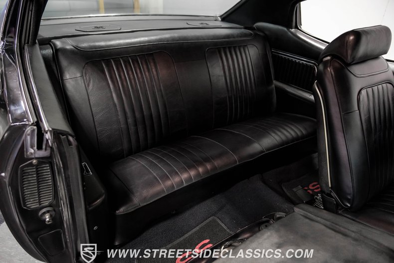Unknown-Chevelle-1971-Black-Black-46