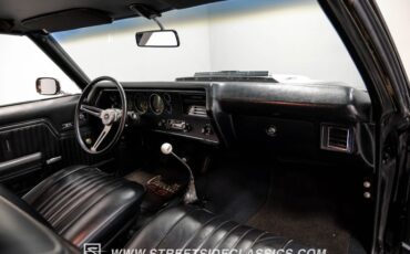 Unknown-Chevelle-1971-Black-Black-49