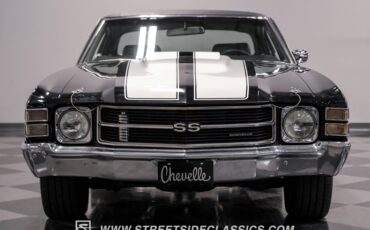 Unknown-Chevelle-1971-Black-Black-8