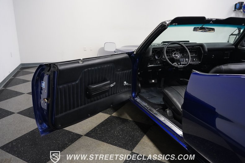 Unknown-Chevelle-1971-Dark-Blue-Black-42