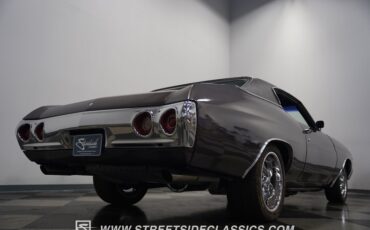 Unknown-Chevelle-1971-Gray-Black-10