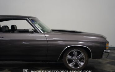 Unknown-Chevelle-1971-Gray-Black-12