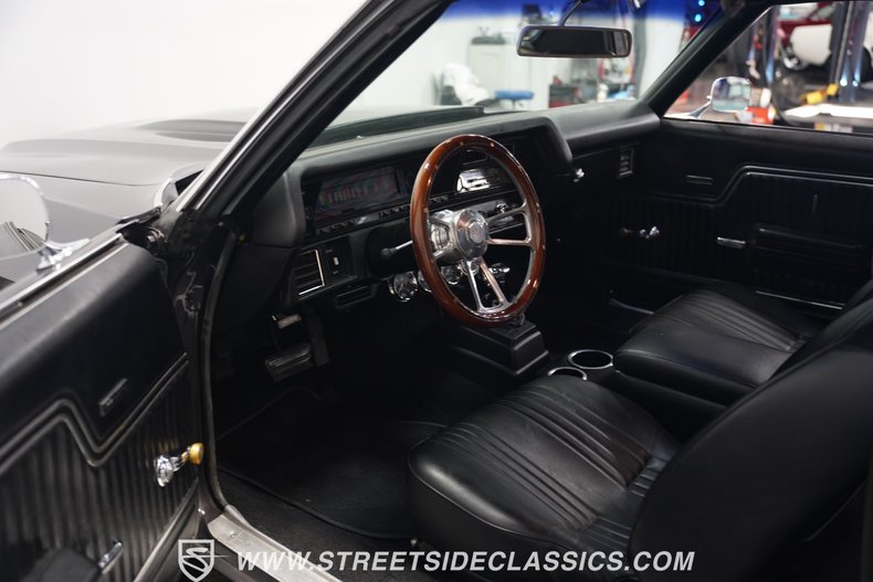 Unknown-Chevelle-1971-Gray-Black-2