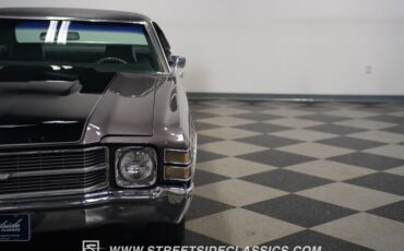Unknown-Chevelle-1971-Gray-Black-36