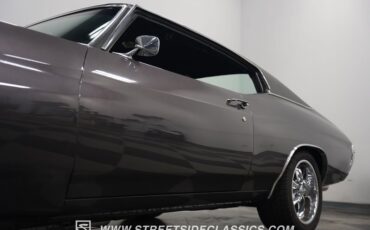 Unknown-Chevelle-1971-Gray-Black-38