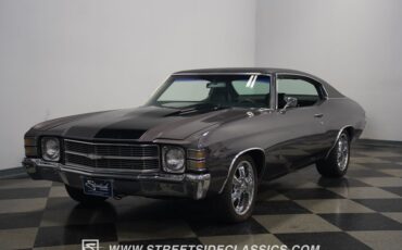 Unknown-Chevelle-1971-Gray-Black-4