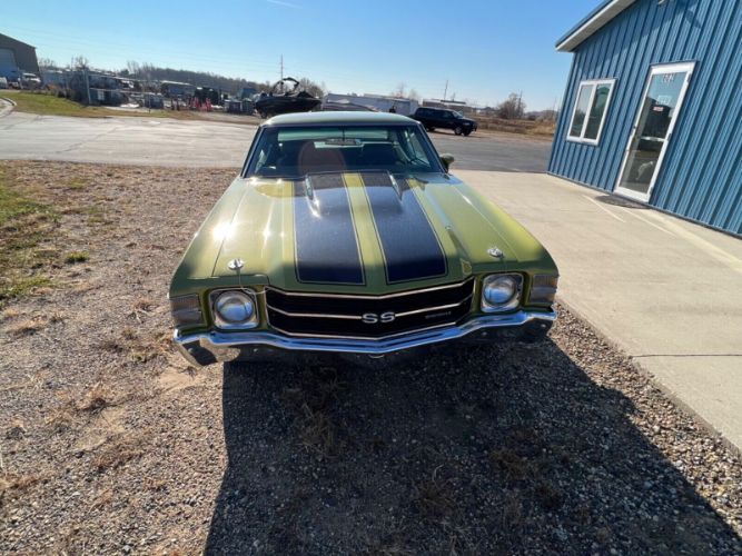 Unknown-Chevelle-1971-Green-Green-12