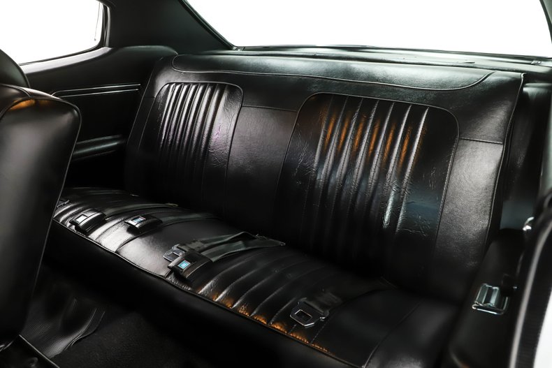 Unknown-Chevelle-1971-Nevada-Silver-Black-27