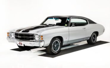 Unknown-Chevelle-1971-Nevada-Silver-Black-35