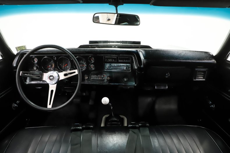 Unknown-Chevelle-1971-Nevada-Silver-Black-36