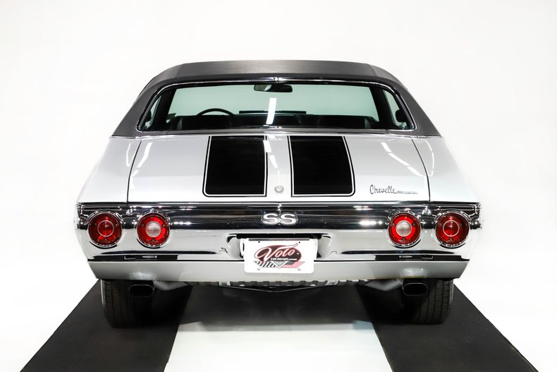 Unknown-Chevelle-1971-Nevada-Silver-Black-48