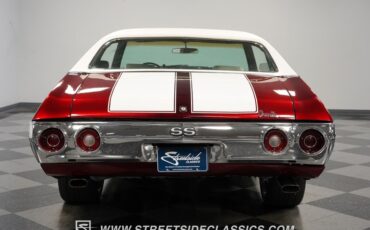 Unknown-Chevelle-1972-Brandywine-White-7