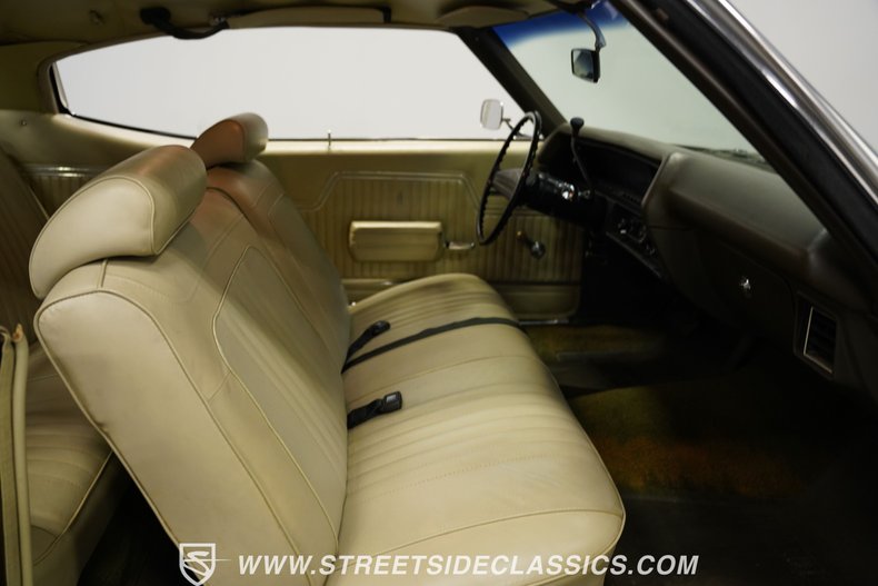 Unknown-Chevelle-1972-Golden-Brown-Tan-43