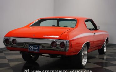 Unknown-Chevelle-1972-Orange-Black-13