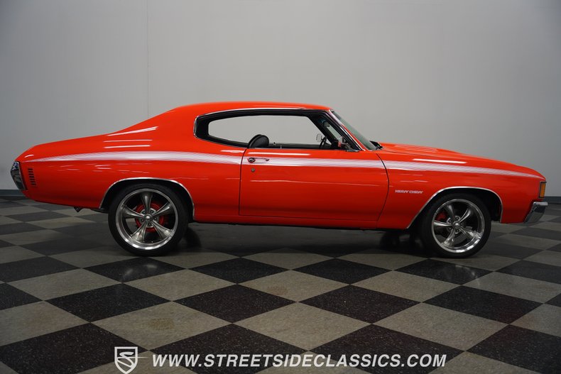 Unknown-Chevelle-1972-Orange-Black-16