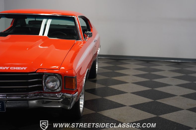 Unknown-Chevelle-1972-Orange-Black-23