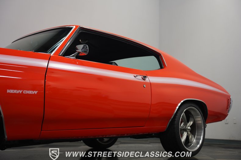 Unknown-Chevelle-1972-Orange-Black-26