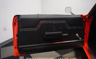 Unknown-Chevelle-1972-Orange-Black-38
