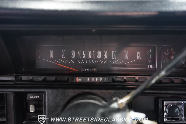 Unknown-Chevelle-1972-Orange-Black-41
