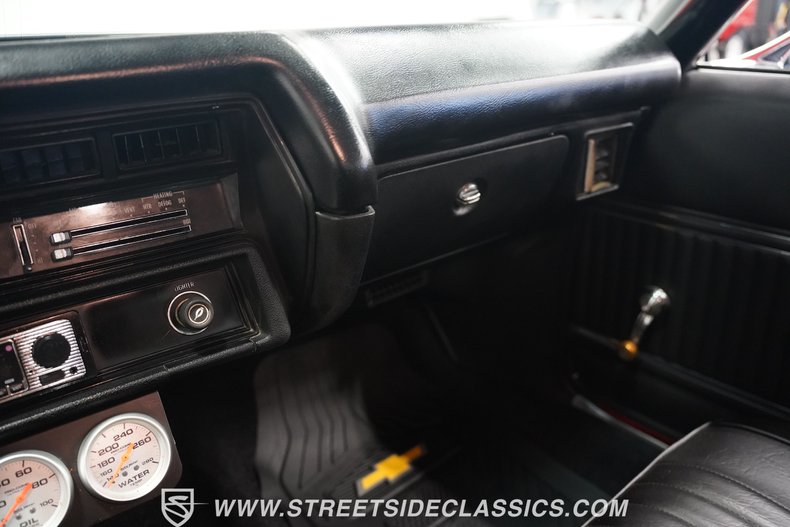 Unknown-Chevelle-1972-Orange-Black-45