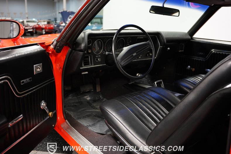 Unknown-Chevelle-1972-Orange-Flame-Black-12