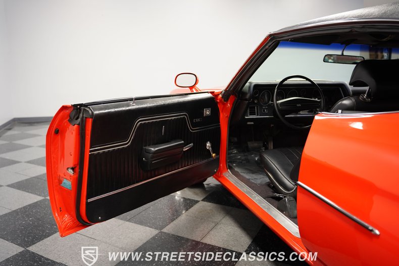 Unknown-Chevelle-1972-Orange-Flame-Black-42