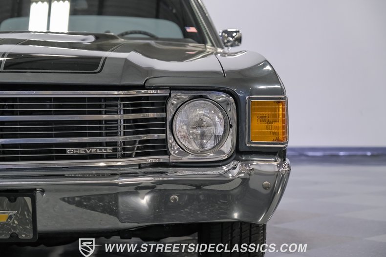Unknown-Chevelle-1972-Pepper-Gray-Metallic-Black-2