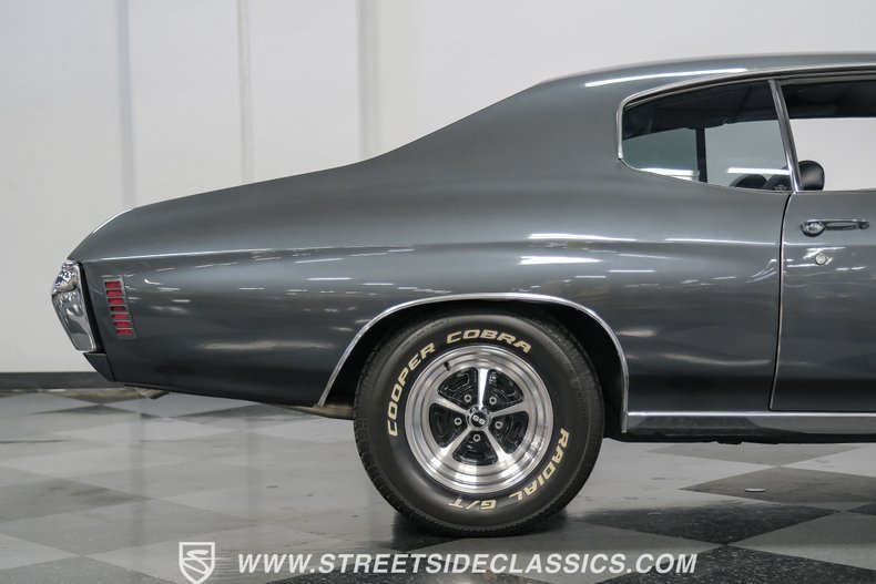 Unknown-Chevelle-1972-Pepper-Gray-Metallic-Black-20