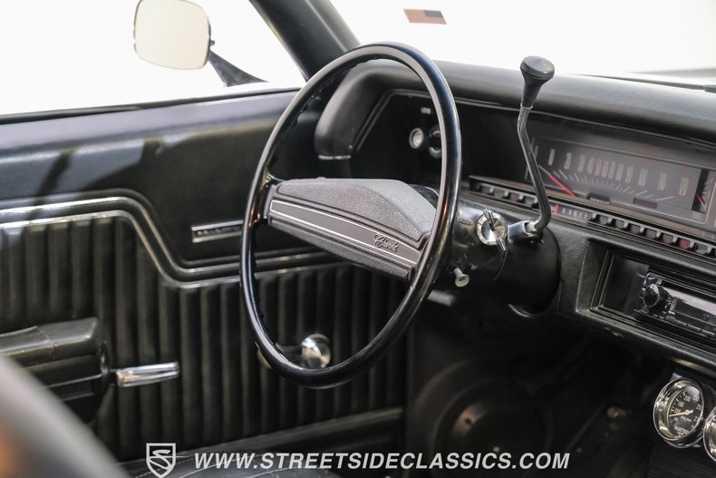 Unknown-Chevelle-1972-Pepper-Gray-Metallic-Black-34
