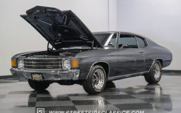 Unknown-Chevelle-1972-Pepper-Gray-Metallic-Black-4