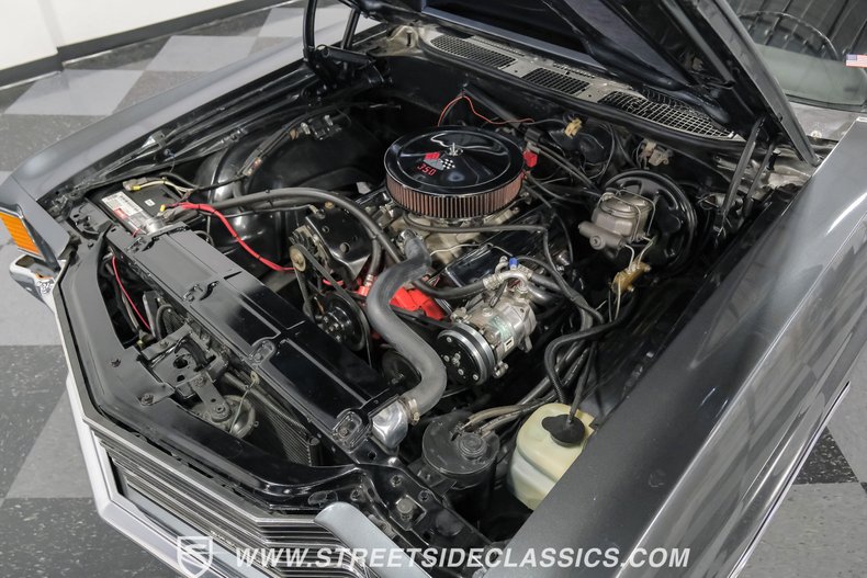 Unknown-Chevelle-1972-Pepper-Gray-Metallic-Black-5