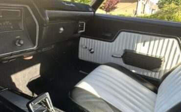 Unknown-Chevelle-1972-White-White-7