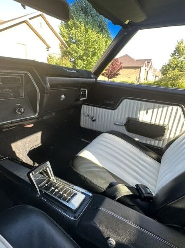 Unknown-Chevelle-1972-White-White-7
