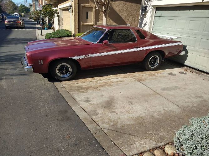 Unknown-Chevelle-1974-Red