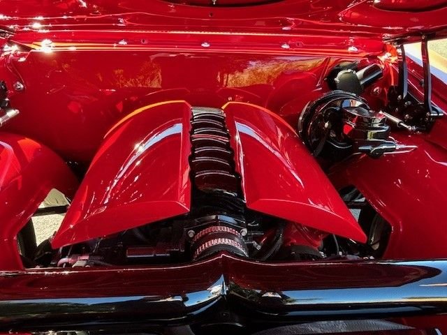 Unknown-Chevelle-ss-1965-Red-Tan-1