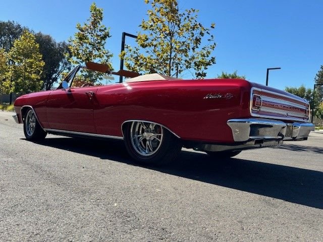 Unknown-Chevelle-ss-1965-Red-Tan-12