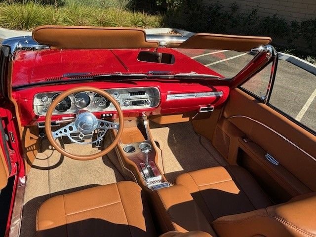 Unknown-Chevelle-ss-1965-Red-Tan-16
