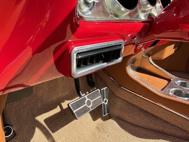 Unknown-Chevelle-ss-1965-Red-Tan-18